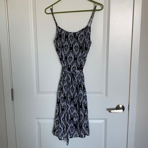 Stetson Black and white dress with waist tie